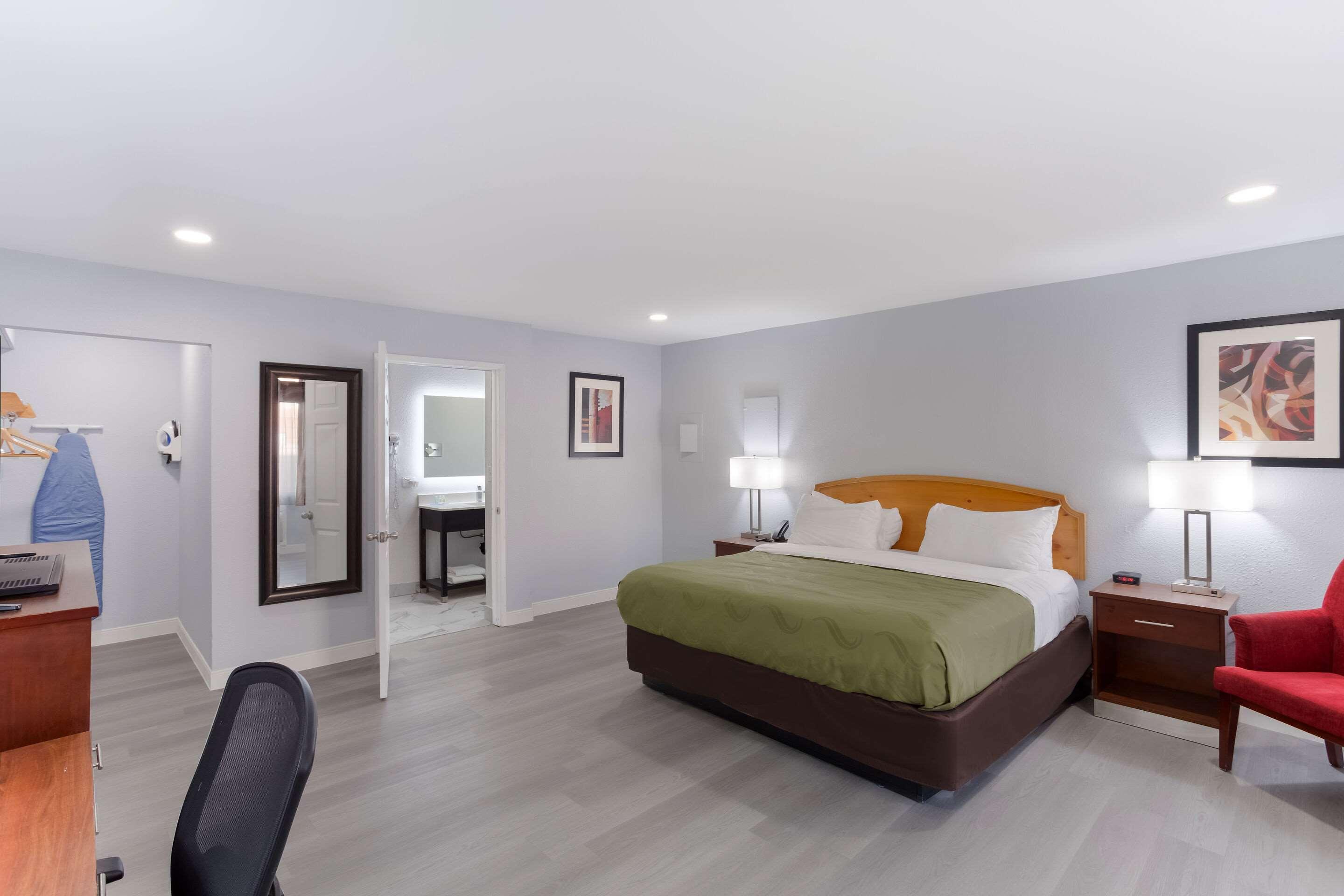 Quality Inn Redding Near I-5 Exterior photo