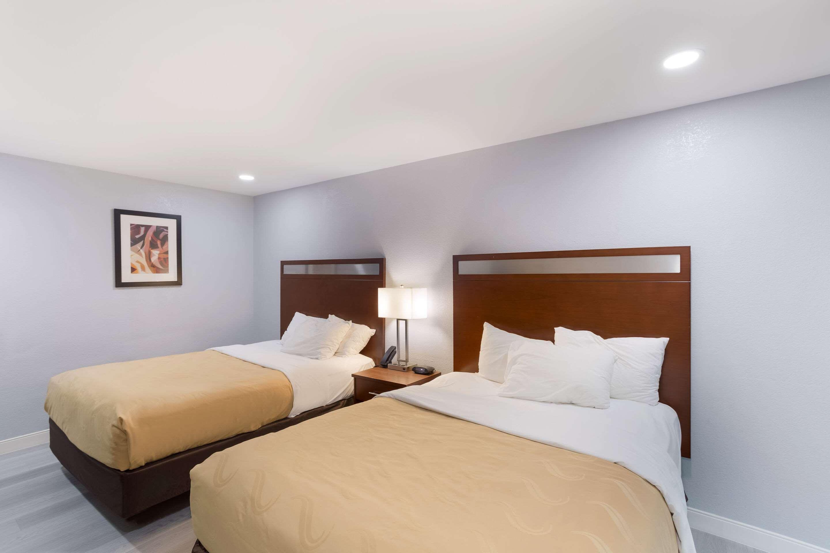 Quality Inn Redding Near I-5 Exterior photo