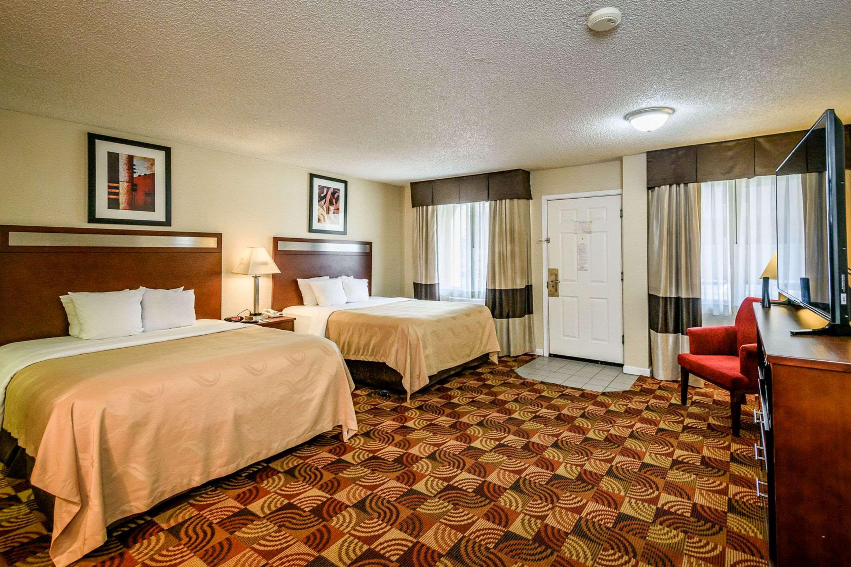 Quality Inn Redding Near I-5 Exterior photo