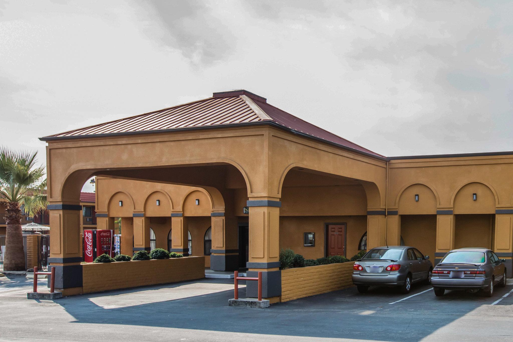 Quality Inn Redding Near I-5 Exterior photo
