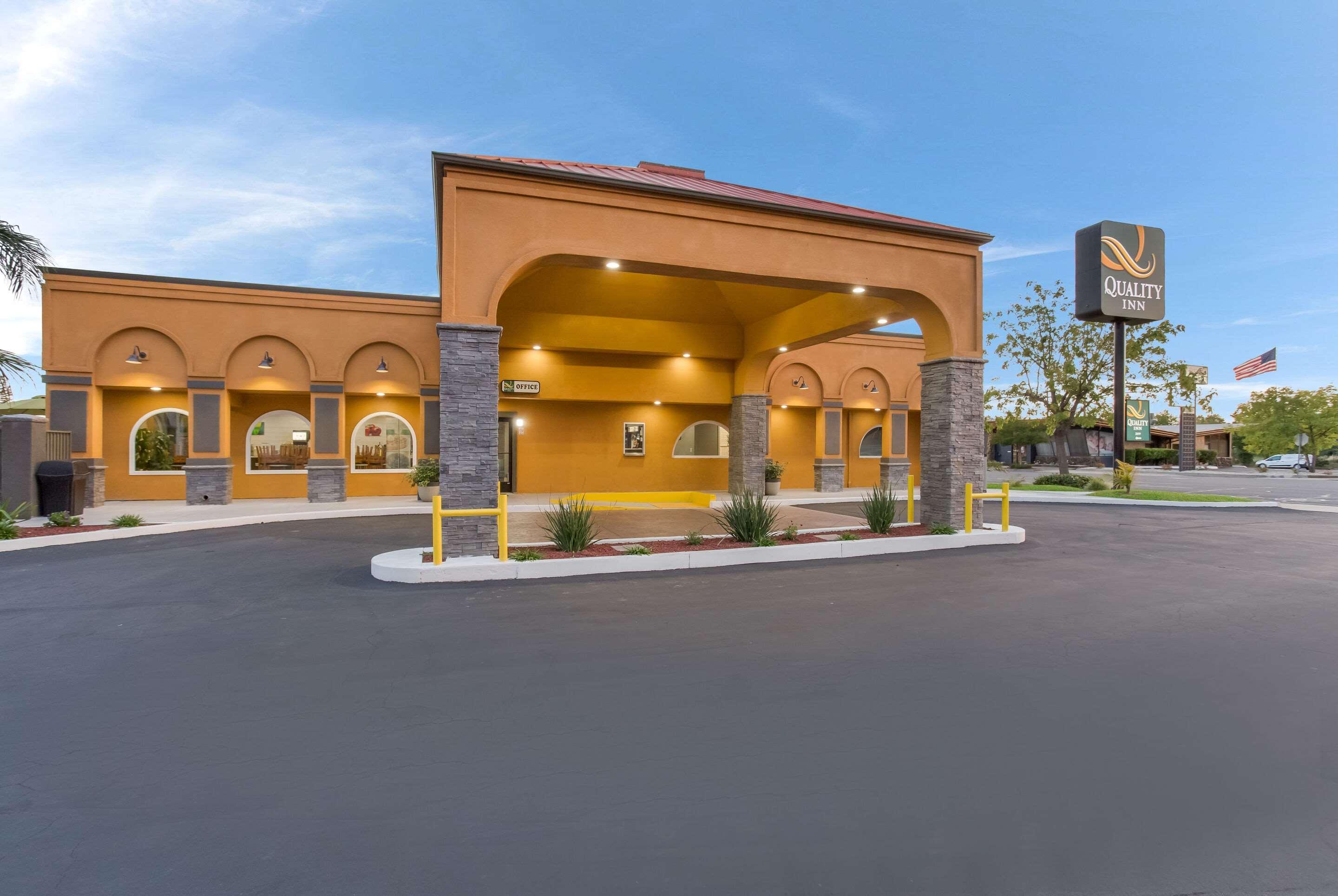 Quality Inn Redding Near I-5 Exterior photo