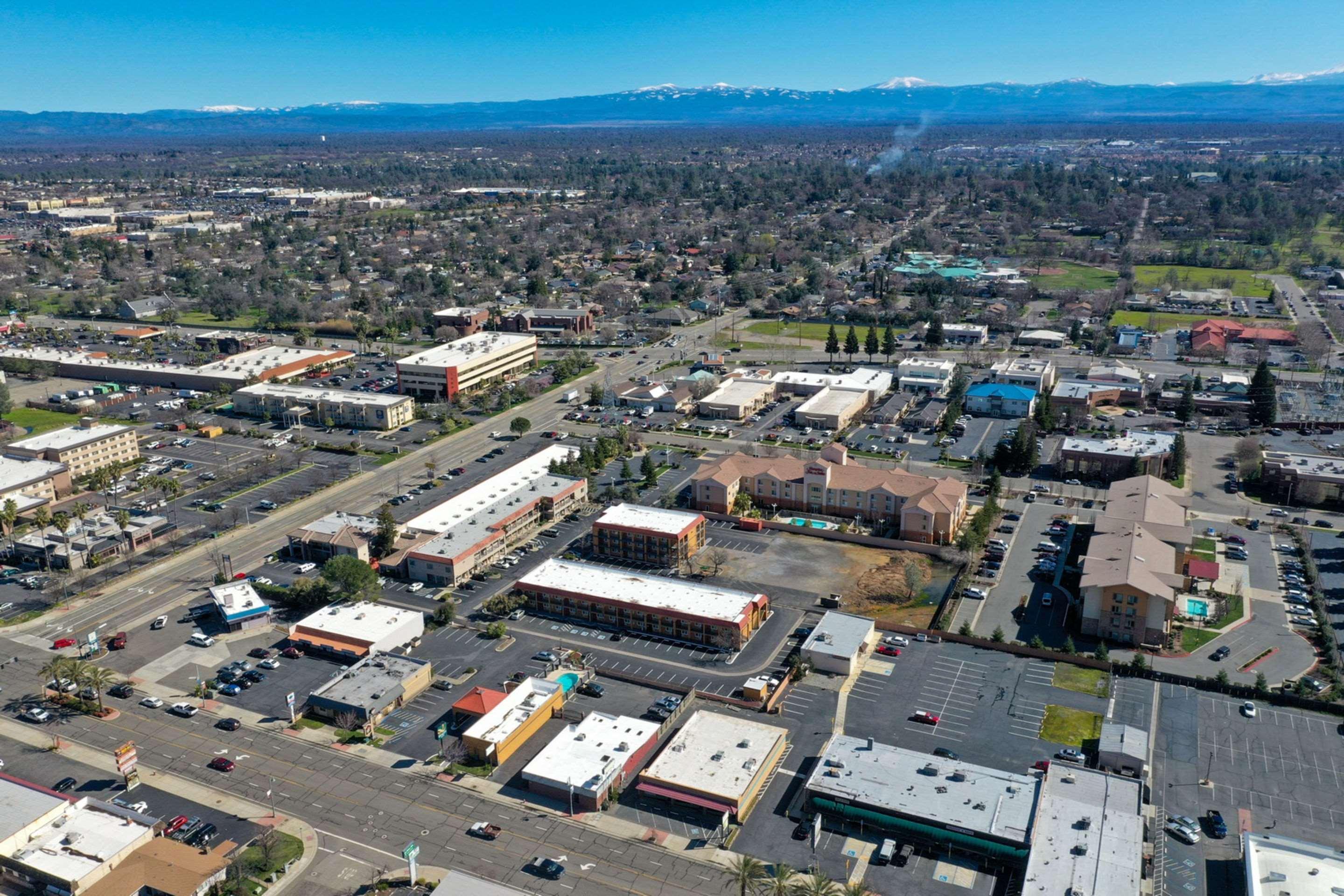 Quality Inn Redding Near I-5 Exterior photo
